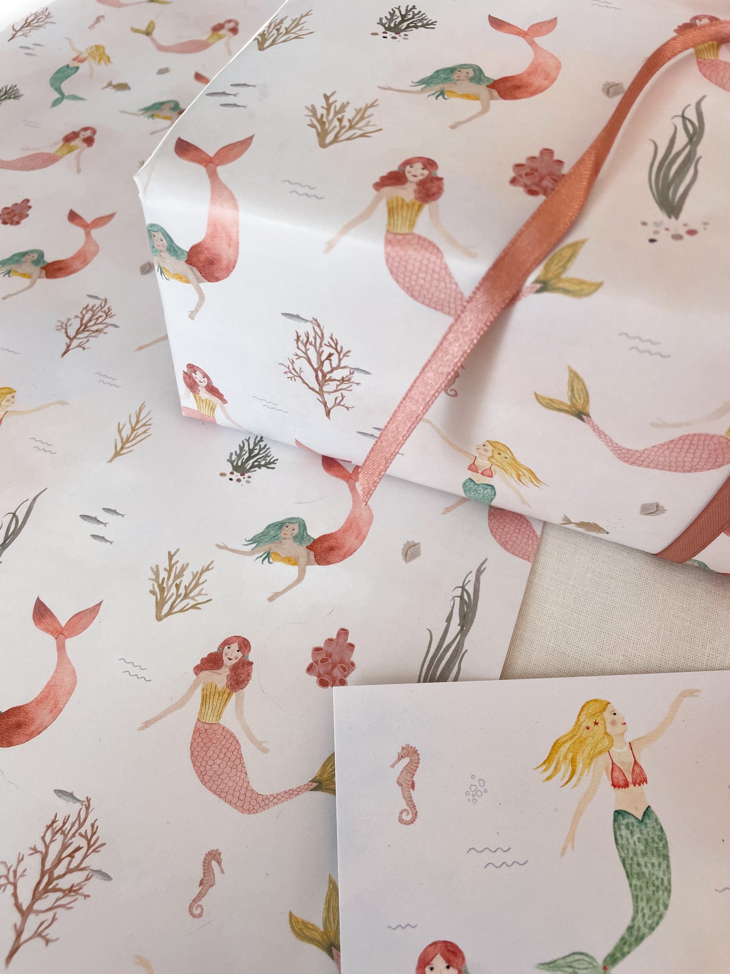 Geschenkpapier "Meerjungfrauen"