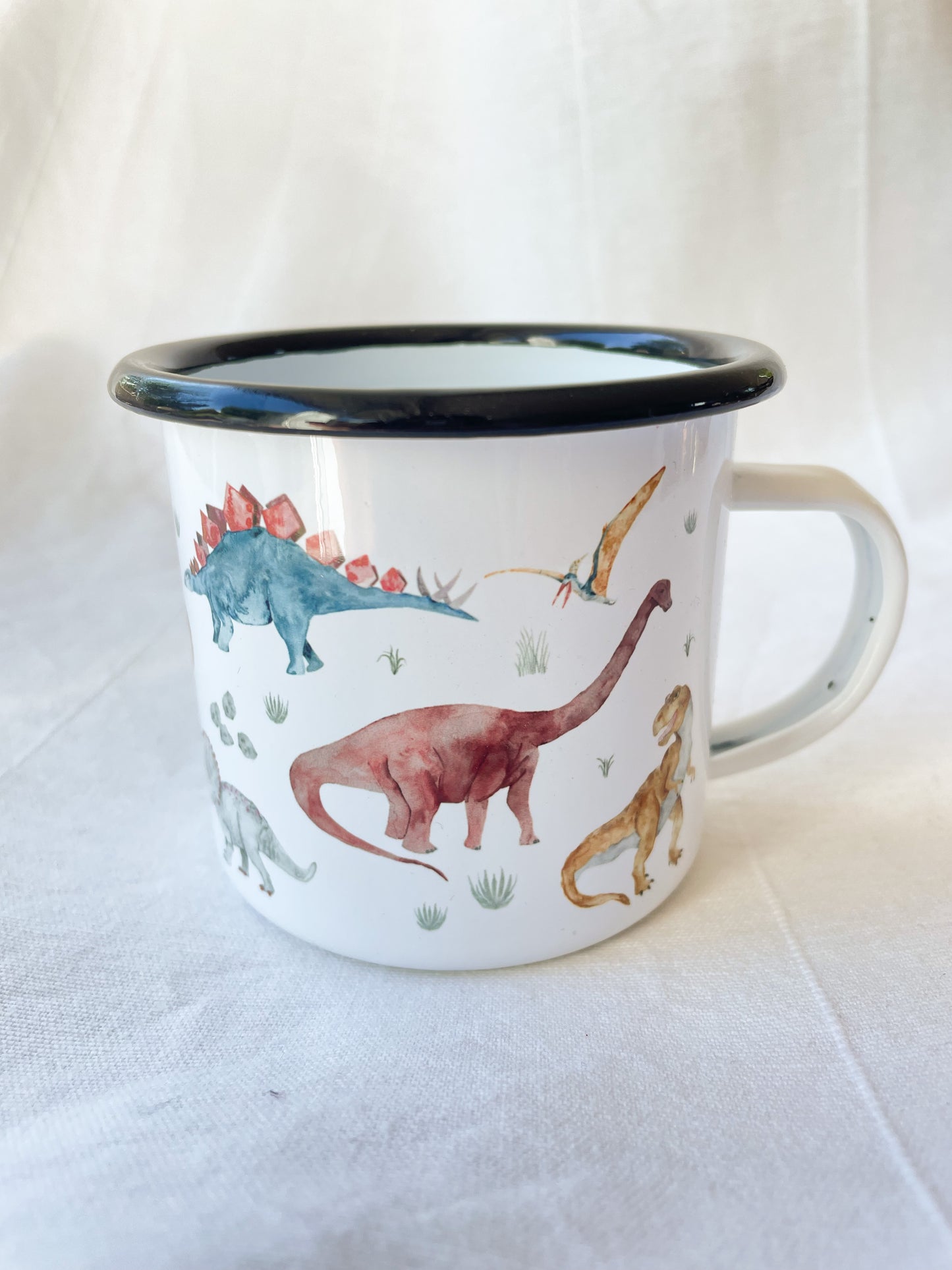 Emaille-Tasse "Dinos"