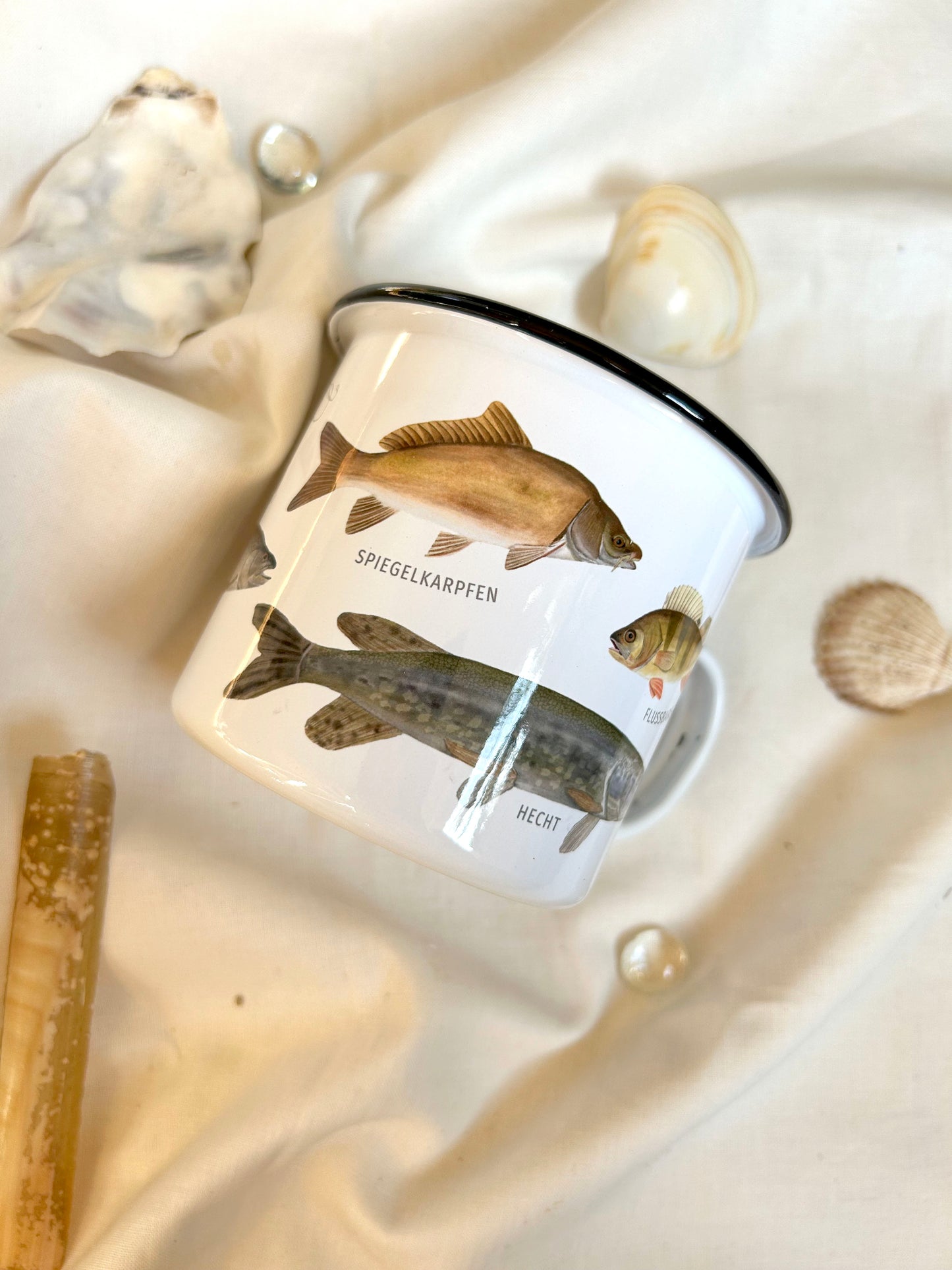 Emaille-Tasse "Fische"