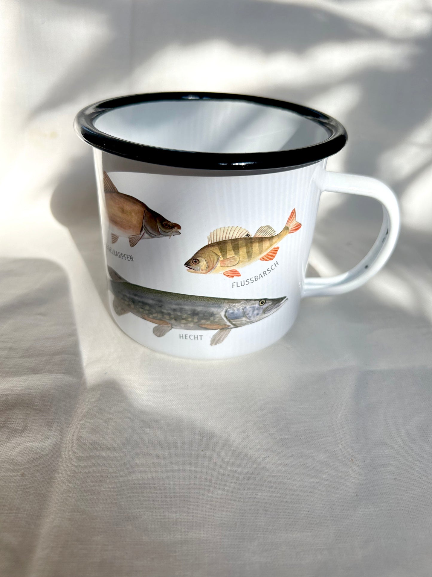 Emaille-Tasse "Fische"