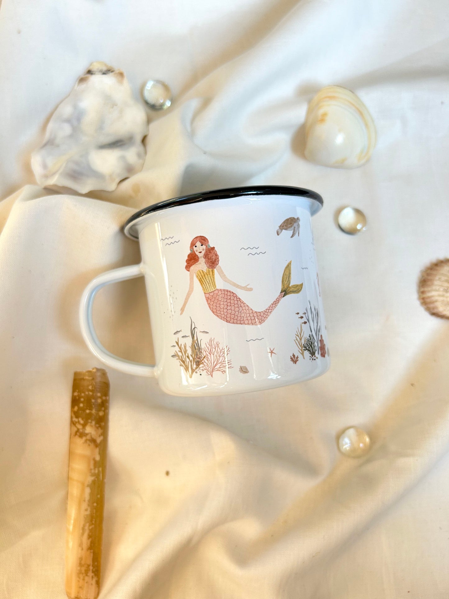 Emaille -Tasse "Meerjungfrauen"